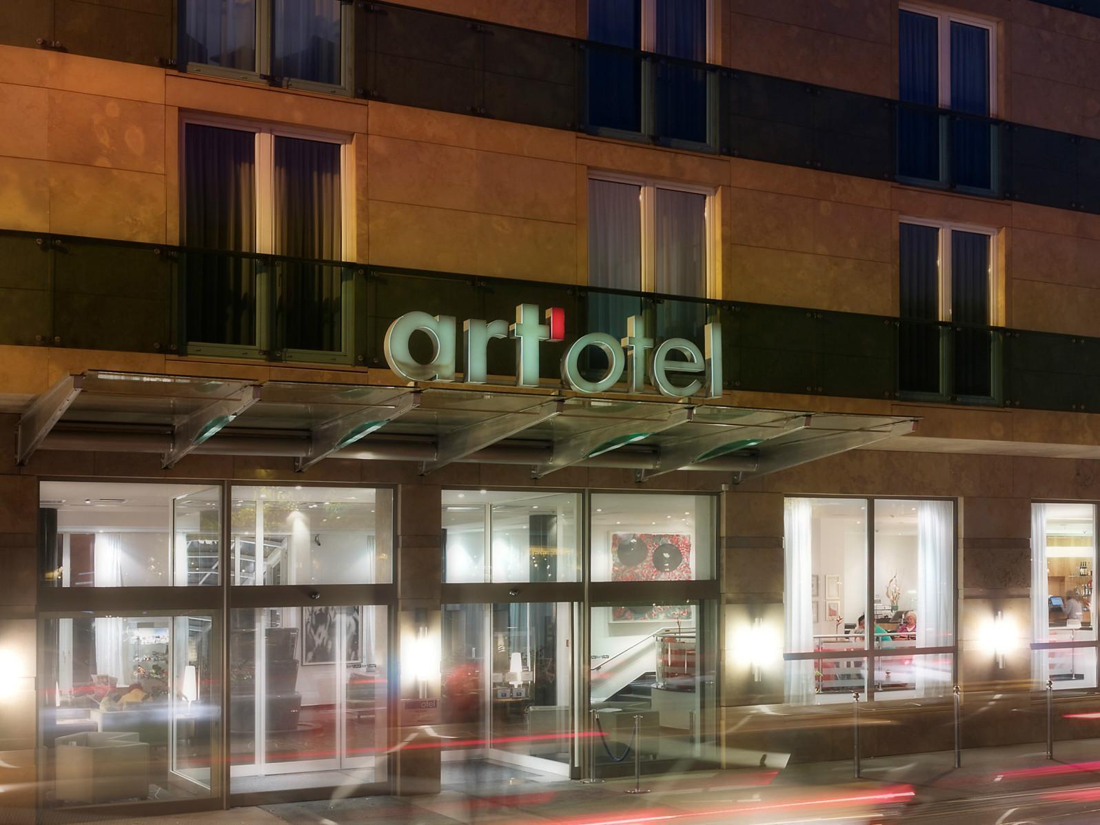 Hotel Park Plaza 4*