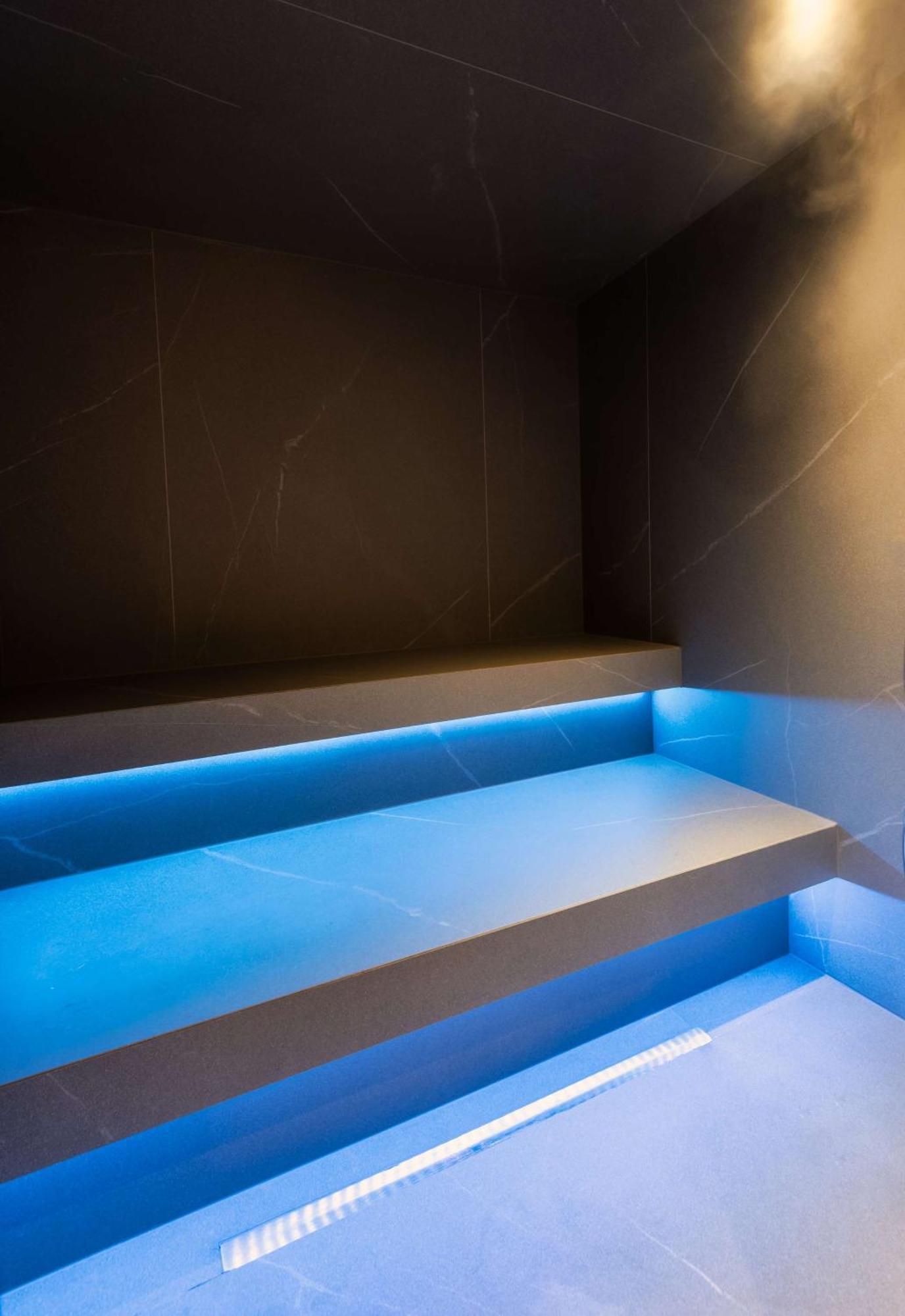 Szálloda Park Plaza 4*