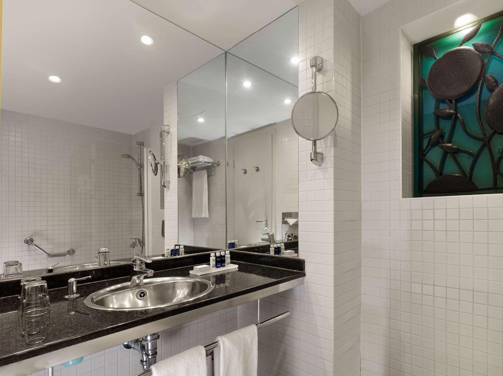 Szálloda Park Plaza 4*
